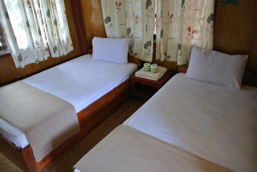 Dalom Guesthouse Ban Dondét Exteriér fotografie