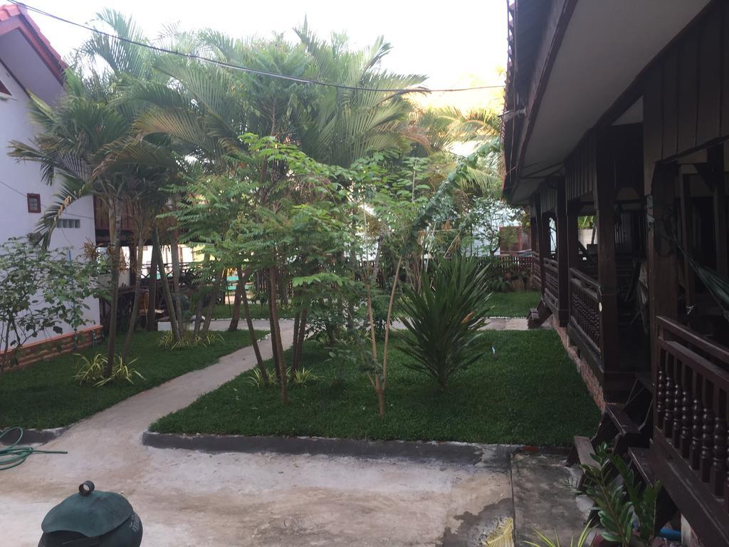 Dalom Guesthouse Ban Dondét Exteriér fotografie