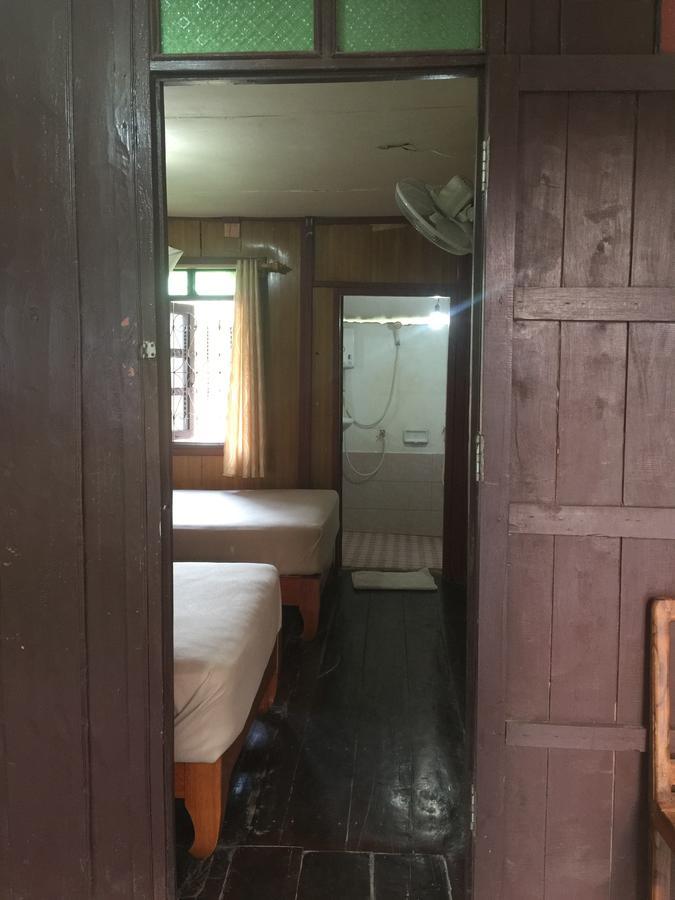 Dalom Guesthouse Ban Dondét Exteriér fotografie