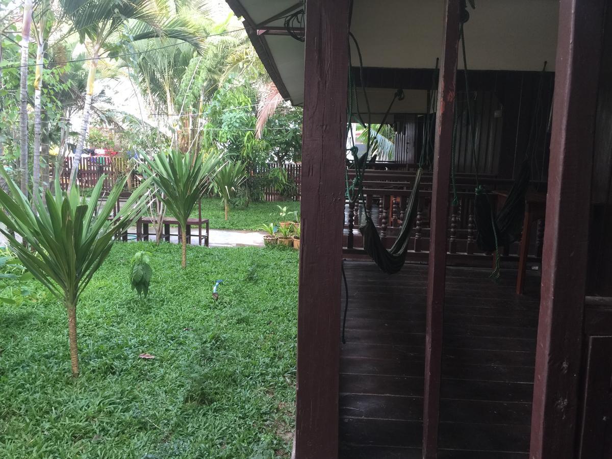 Dalom Guesthouse Ban Dondét Exteriér fotografie