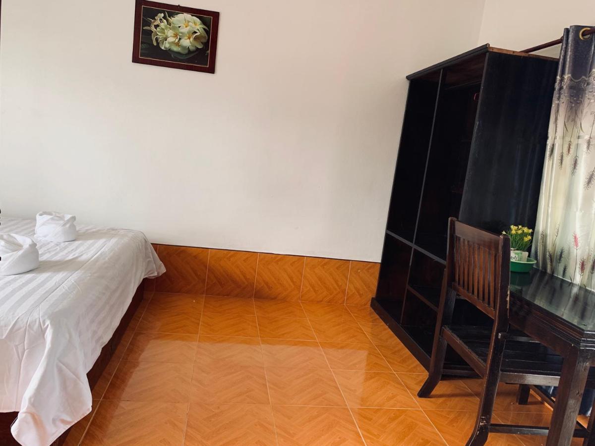 Dalom Guesthouse Ban Dondét Exteriér fotografie