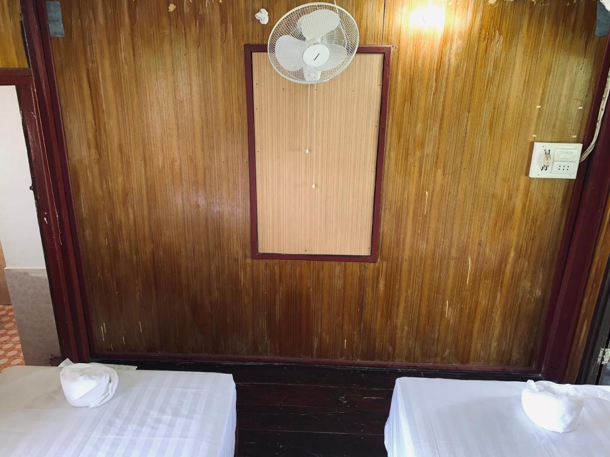 Dalom Guesthouse Ban Dondét Exteriér fotografie
