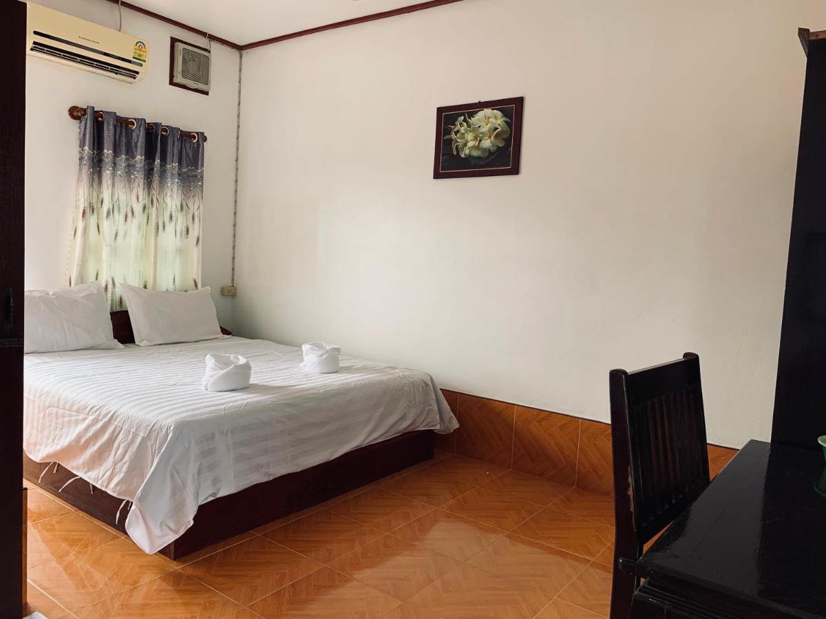 Dalom Guesthouse Ban Dondét Exteriér fotografie