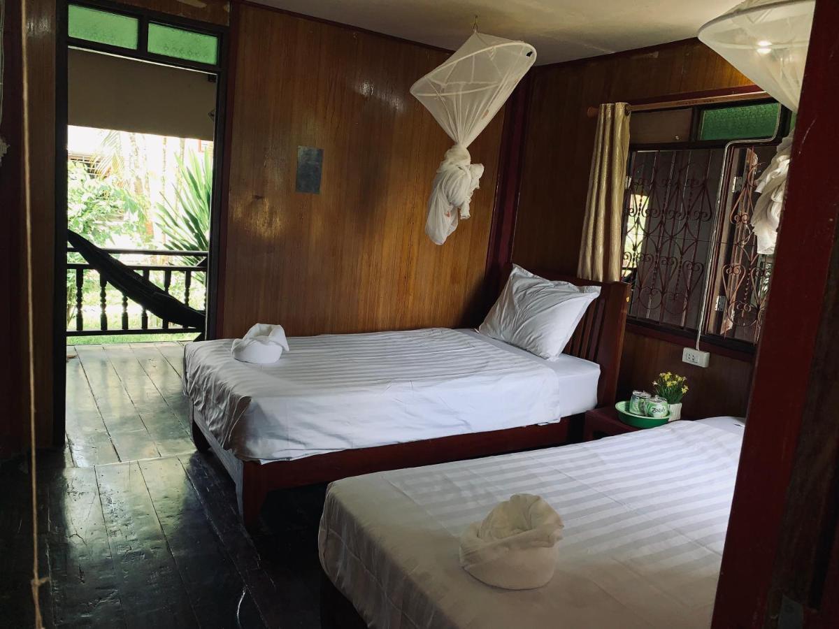 Dalom Guesthouse Ban Dondét Exteriér fotografie