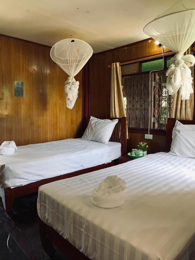 Dalom Guesthouse Ban Dondét Exteriér fotografie