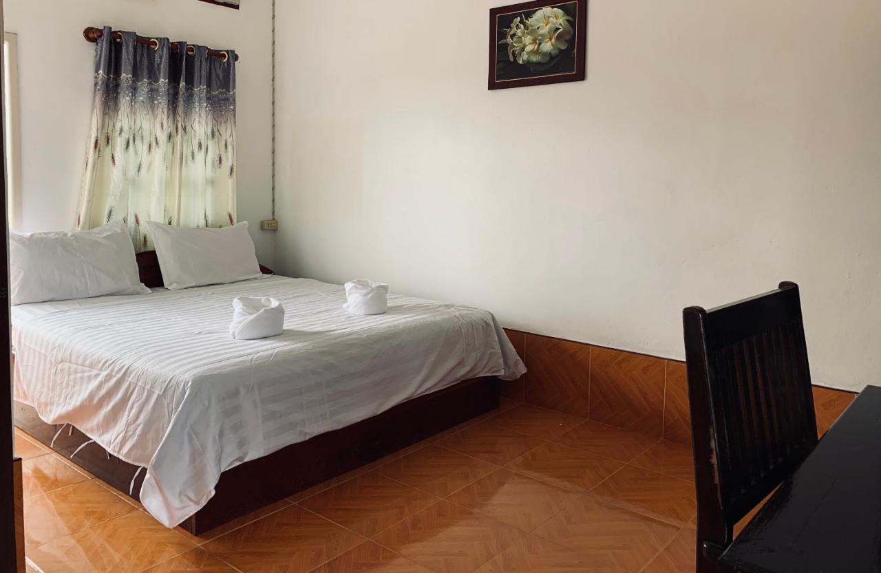 Dalom Guesthouse Ban Dondét Exteriér fotografie
